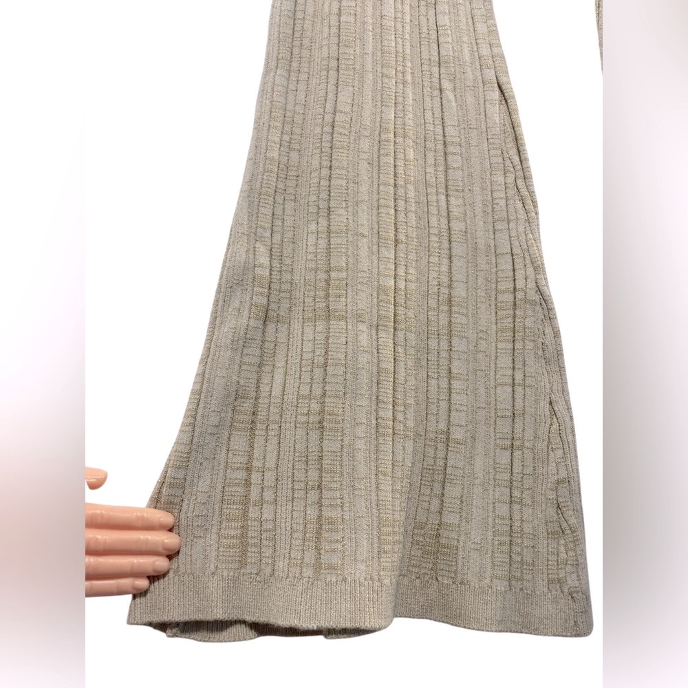 POL Ribbed Flare Legging in Oatmeal - Picture 3 of 6